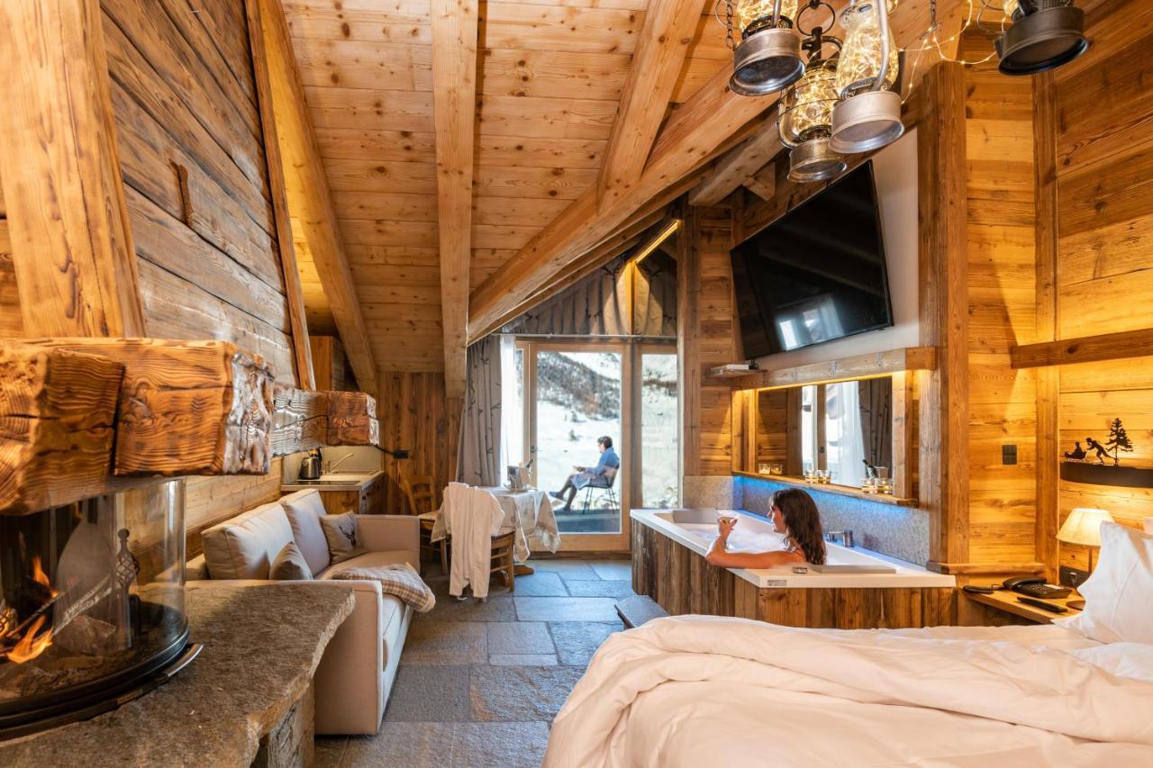 Park Chalet Village Livigno Exterior photo